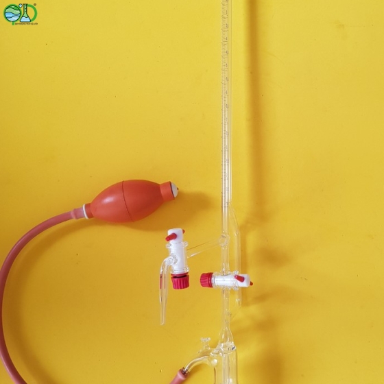 Buret tự động trắng