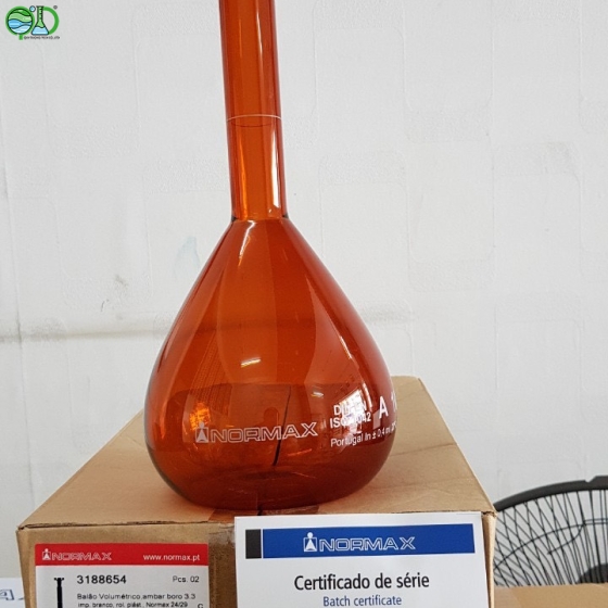 Volumetric flasks, NORMAX® amber glass, class A, with PE stopper