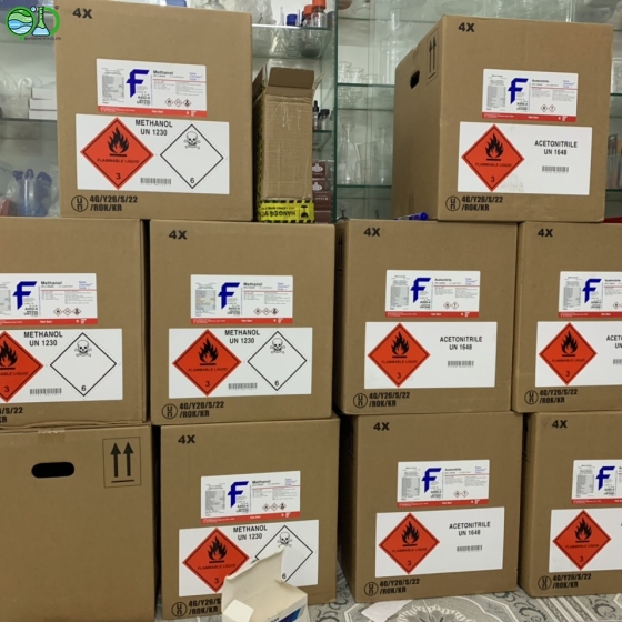 Acetonitrile for HPLC 