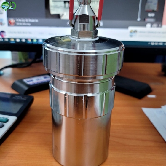 Bom oxy đo nhiệt lượng   Chất liệu: 1Cr18Ni9Ti(321#)   Tuân thủ tiêu chuẩn: MT/T737-2007   Tiêu chuẩn áp lực nước: 20Mpa   Kiểm tra độ kín khí: 4Mpa