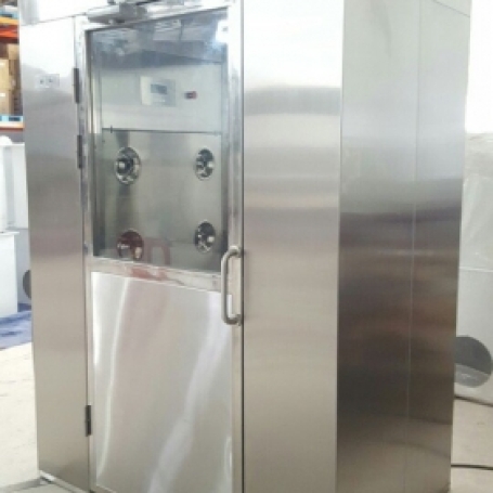 Buồng tắm khí Air Shower