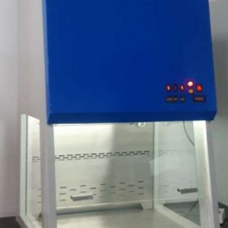 Tủ Thao tác PCR- Việt nam