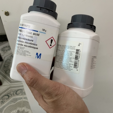 Nicotinic acid for synthesis 100g Merck