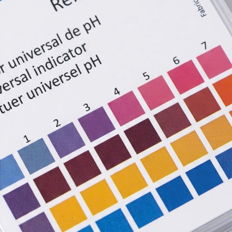 Giấy thử pH 0-14  (Universal pH Indicator Strips) của Normax (Bồ Đào Nha).