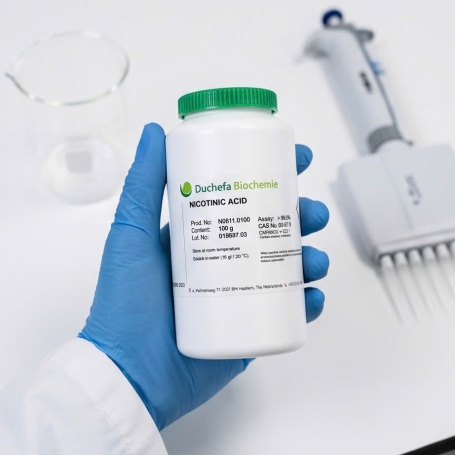 Nicotinic Acid (Niacin – Vitamin B3) của Duchefa Biochemie (Hà Lan).
